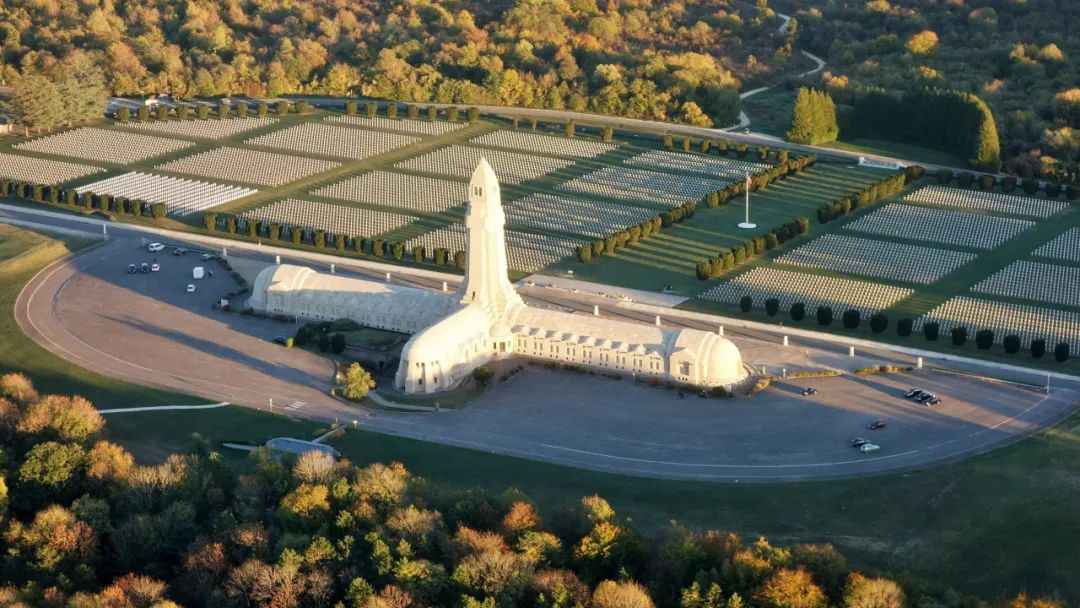Verdun: Frozen Memories of Bloodshed – Exploring the Most Brutal Battlefield Sites of WWI